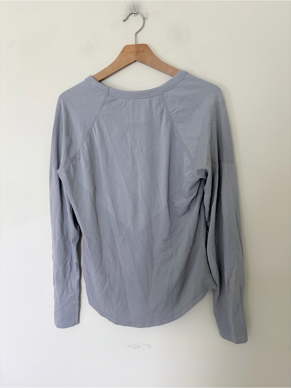 Clove Featherlite underscrub shirt in a light gray color crewneck Long sleeve St
